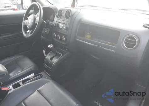 2015 Jeep Patriot High Altitude Edition z USA, uszkodzony, nr VIN 1C4NJRFBXFD395063